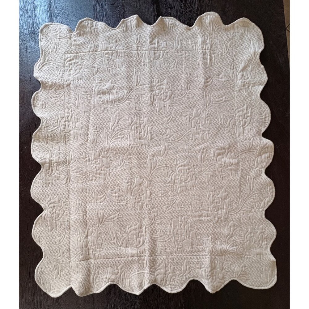 Pillow Sham Matelasse Scalloped Edge Pale Yellow 100% Cotton Portugal Standard